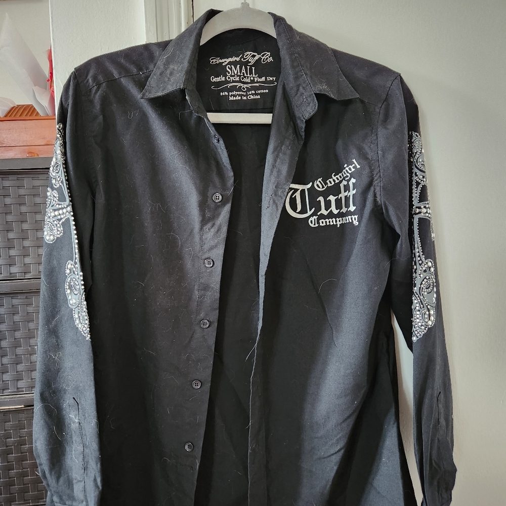 Cowgirl Tuff womens shirt small